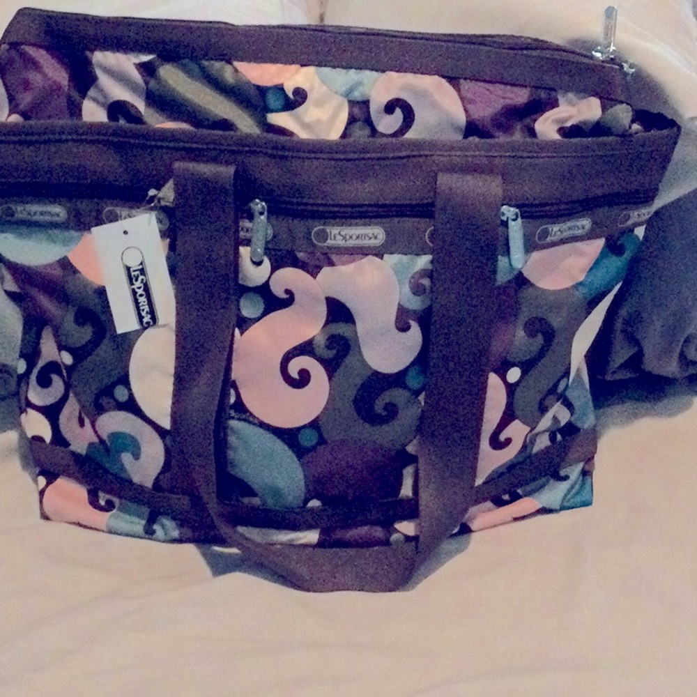 Final sale price❗️NWT LeSportsac large zip tote bag